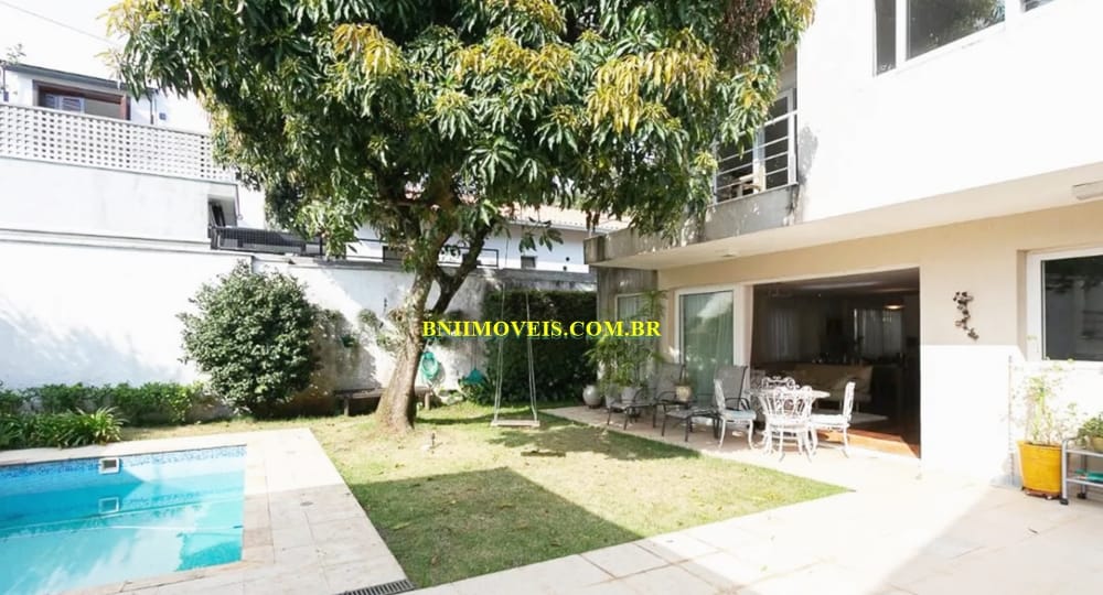 Casa, 3 quartos, 285 m² - Foto 1