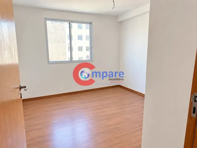 Apartamento 2 quartos e 1 banheiro, para alugar, no bairro Vila Nova Bonsucesso em Guarulhos