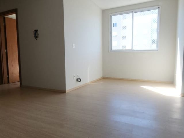 Apartamento 2 quartos e 1 banheiro, à venda, no bairro Nossa Senhora do Rosário em Caxias do Sul