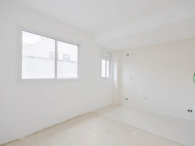 Apartamento 1 quarto e 1 banheiro, à venda, no bairro São Francisco em Curitiba