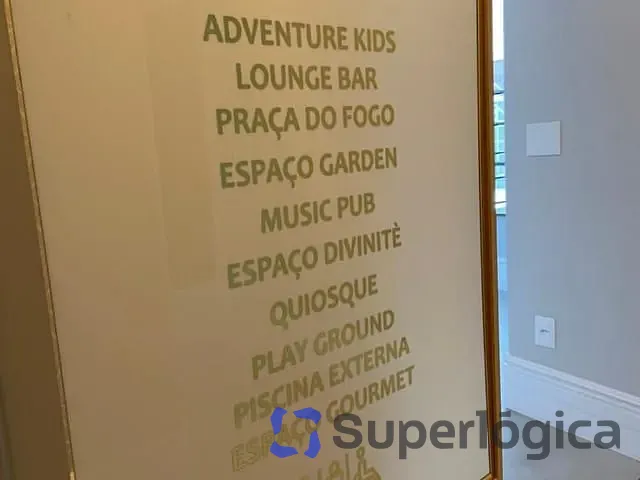 Apartamento com 385m² 4 quartos e 6 banheiros, à venda, no bairro Centro em Balneário Camboriú