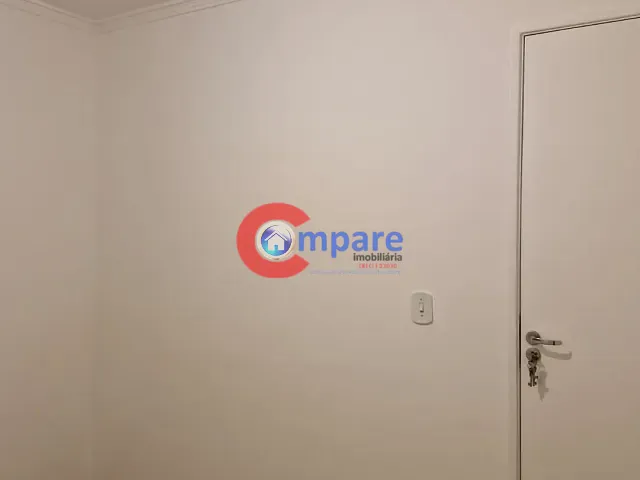 Apartamento 2 quartos e 1 banheiro, para alugar, no bairro Jardim Adriana em Guarulhos