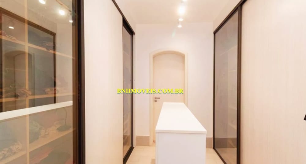 Casa, 4 quartos, 290 m² - Foto 11