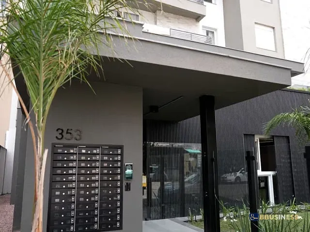 Apartamento 2 quartos e 2 banheiros, à venda, no bairro São Pelegrino em Caxias do Sul