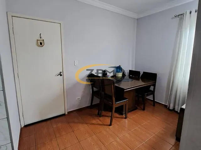 Apartamento 2 quartos e 1 banheiro, à venda, no bairro Rodocentro em Londrina