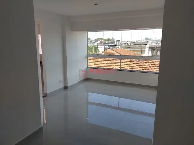 Apartamento 2 quartos e 1 banheiro, à venda, no bairro Paulicéia em São Bernardo do Campo