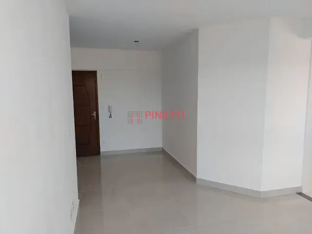 Apartamento 2 quartos e 1 banheiro, à venda, no bairro Paulicéia em São Bernardo do Campo