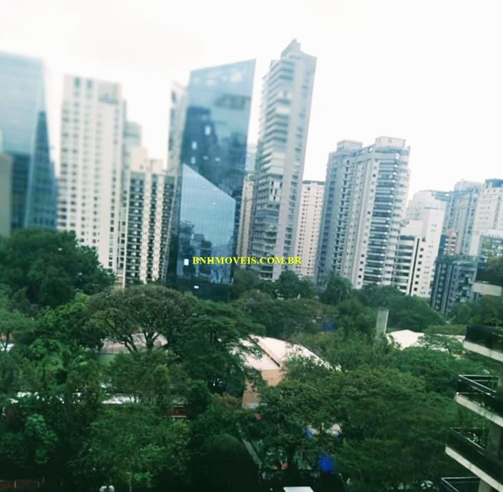 Apartamento, 3 quartos, 210 m² - Foto 1