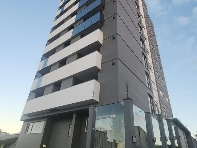 Apartamento 3 quartos e 3 banheiros, à venda, no bairro Sanvitto em Caxias do Sul