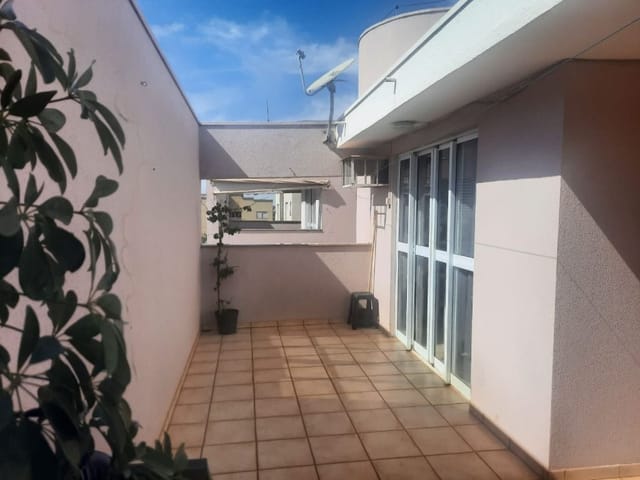 Foto do Apartamento - Apartamento com 3 dormitórios à venda, 177 m² por R$ 290.000,00 - Universitário - Uberaba/MG | ZUCATO IMOBILIARIA LTDA