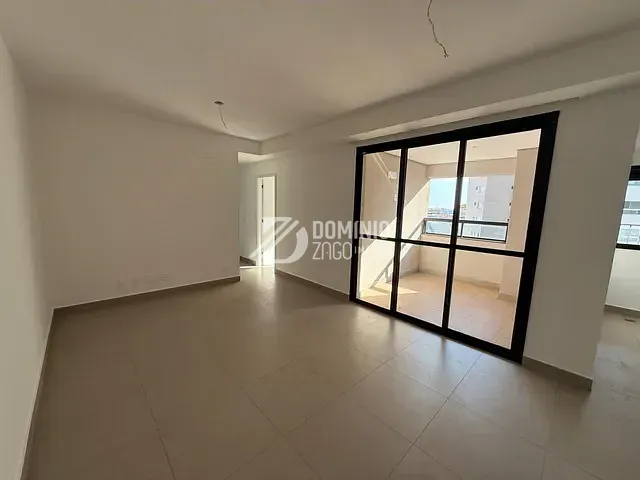 Apartamento 3 quartos e 3 banheiros, à venda, no bairro Santa Maria em Uberaba