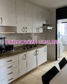 Apartamento à venda com 2 quartos, 82m² - Foto 17