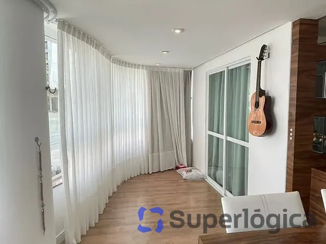 Apartamento com 140m² 3 quartos e 1 banheiro, à venda, no bairro Barra Sul em Balneário Camboriú