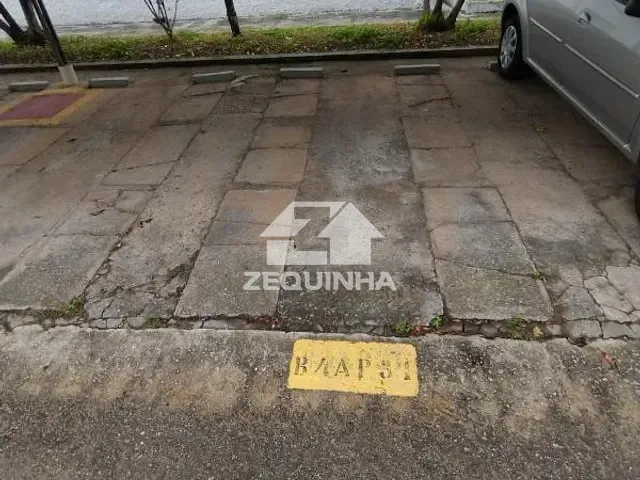 Apartamento com 54m² 2 quartos e 1 banheiro, para alugar, no bairro Cidade das Flores em Osasco