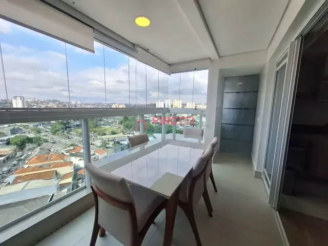 Apartamento 2 quartos e 3 banheiros, à venda, no bairro Vila Scarpelli em Santo André
