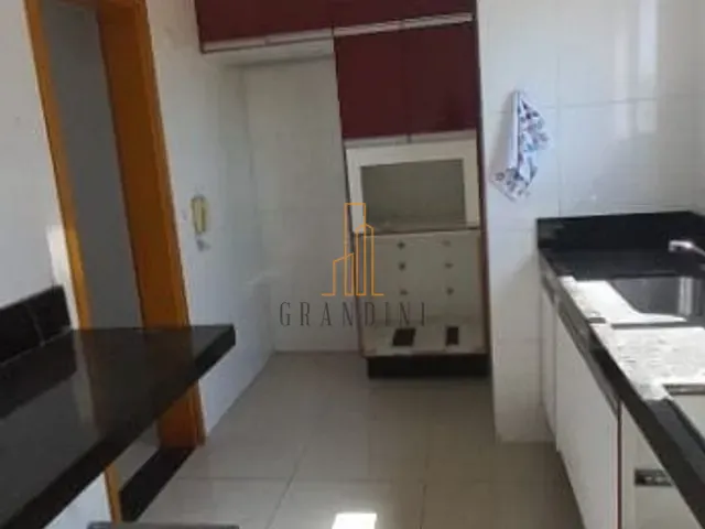 Apartamento 2 quartos e 2 banheiros, à venda ou para alugar, no bairro Vila Príncipe de Gales em Santo André