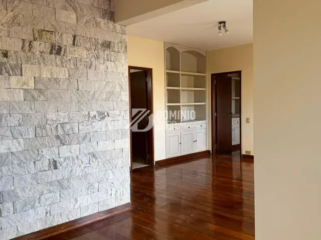 Apartamento 4 quartos e 4 banheiros, à venda, no bairro Nossa Senhora da Abadia em Uberaba