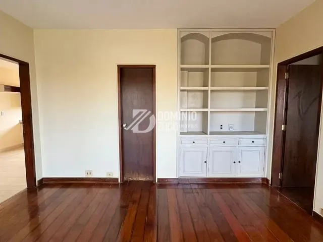 Apartamento 4 quartos e 4 banheiros, à venda, no bairro Nossa Senhora da Abadia em Uberaba