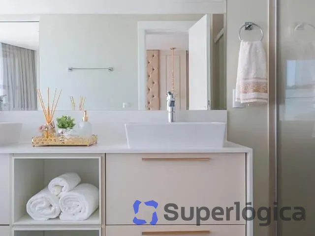 Apartamento 3 quartos e 1 banheiro, à venda, no bairro Centro em Balneário Camboriú