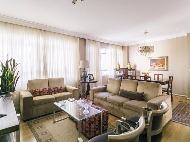 Foto do Apartamento - Apartamento à venda no Centro - Edifício Aruanã - Reformado - 3 Quartos sendo 1 suíte - Sala com 2 ambientes - Andar alto - Linda vista - 1 Vaga de Garagem | Guepardo Imob