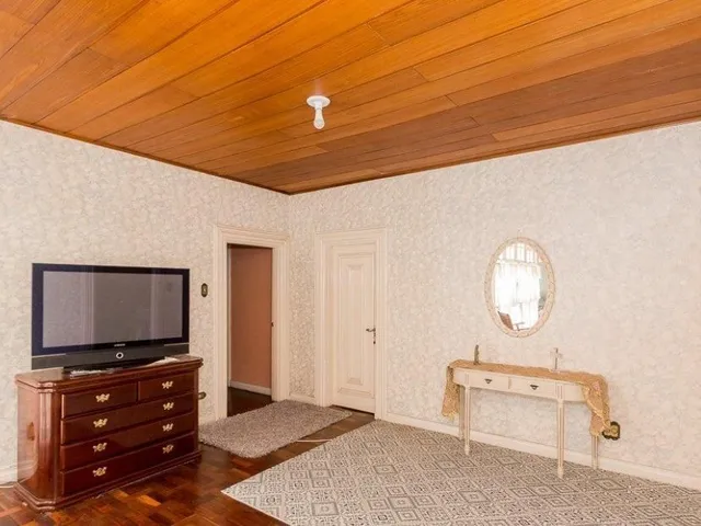 Apartamento 4 quartos e 4 banheiros, à venda, no bairro Centro em Curitiba
