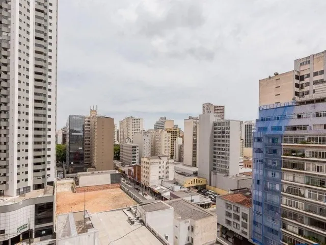 Apartamento 4 quartos e 4 banheiros, à venda, no bairro Centro em Curitiba