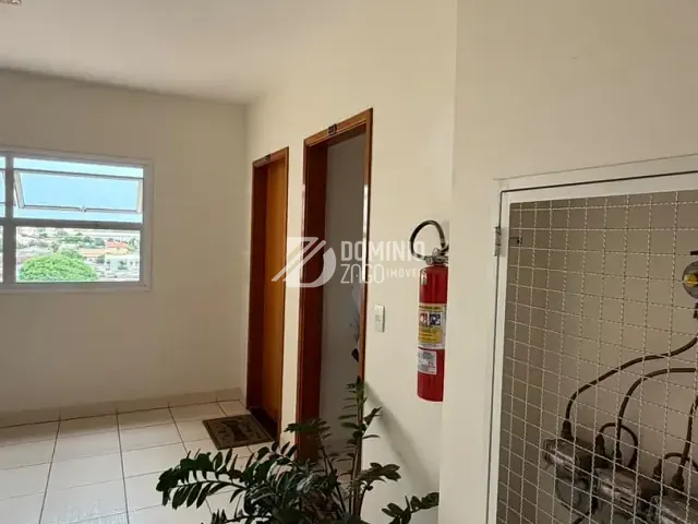 Apartamento 2 quartos e 2 banheiros, à venda, no bairro Santa Maria em Uberaba