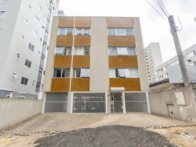 Apartamento 4 quartos e 4 banheiros, à venda, no bairro Portão em Curitiba