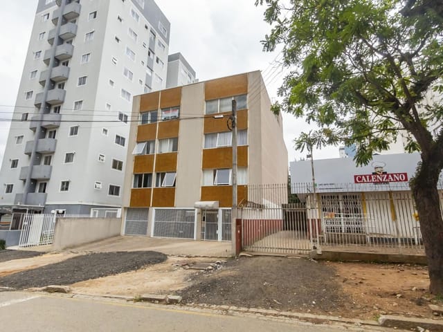 Apartamento 4 quartos e 4 banheiros, à venda, no bairro Portão em Curitiba