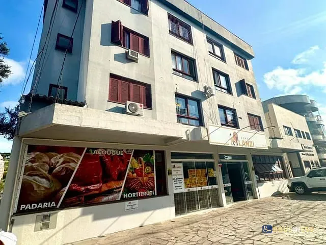 Apartamento 2 quartos e 2 banheiros, à venda, no bairro Medianeira em Caxias do Sul