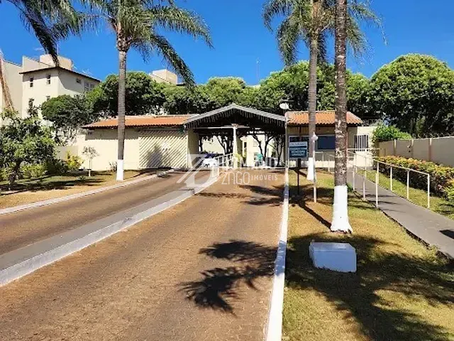 Apartamento 3 quartos e 2 banheiros, para alugar, no bairro Parque do Mirante em Uberaba