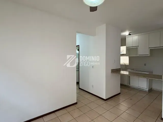 Apartamento 3 quartos e 2 banheiros, para alugar, no bairro Parque do Mirante em Uberaba