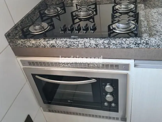 Apartamento com 131m², à venda, no bairro Centro em Londrina