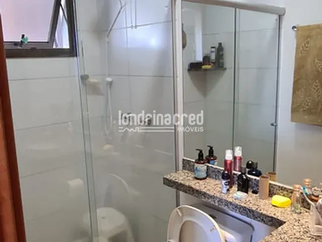 Apartamento com 131m², à venda, no bairro Centro em Londrina