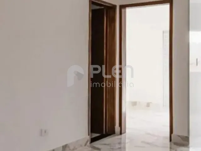 Apartamento 1 quarto e 1 banheiro, à venda, no bairro Vila Roque em São Paulo