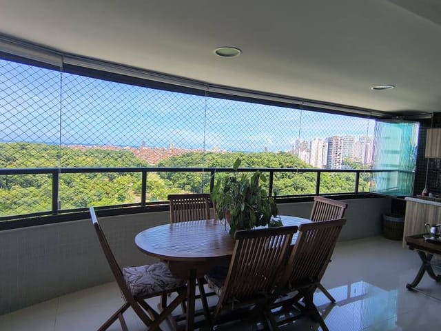 Apartamento com 160m² 3 quartos e 5 banheiros, à venda, no bairro Itaigara em Salvador