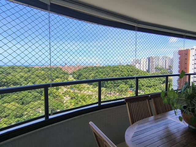 Apartamento com 160m² 3 quartos e 5 banheiros, à venda, no bairro Itaigara em Salvador