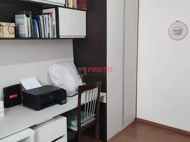 Apartamento 2 quartos e 1 banheiro, à venda, no bairro Vila Baeta Neves em São Bernardo do Campo