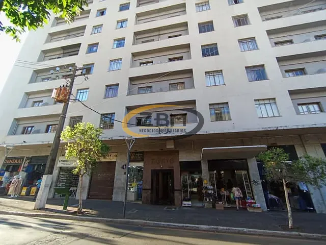 Apartamento com 69m² 2 quartos e 1 banheiro, à venda, no bairro Centro em Londrina