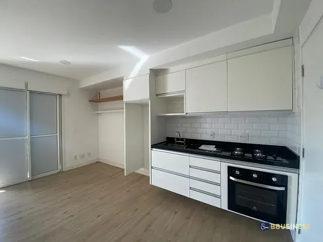 Apartamento 1 quarto e 1 banheiro, para alugar, no bairro Vila Andrade em São Paulo