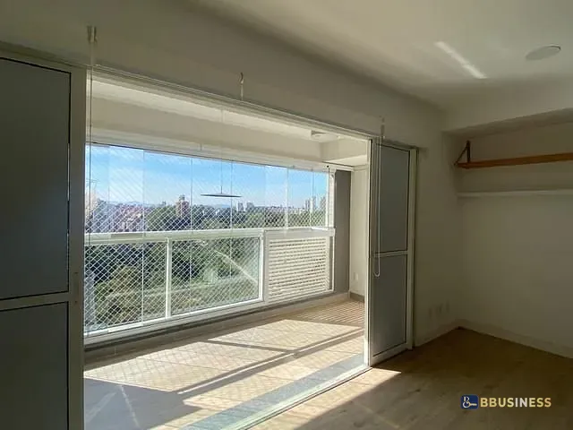 Apartamento 1 quarto e 1 banheiro, para alugar, no bairro Vila Andrade em São Paulo