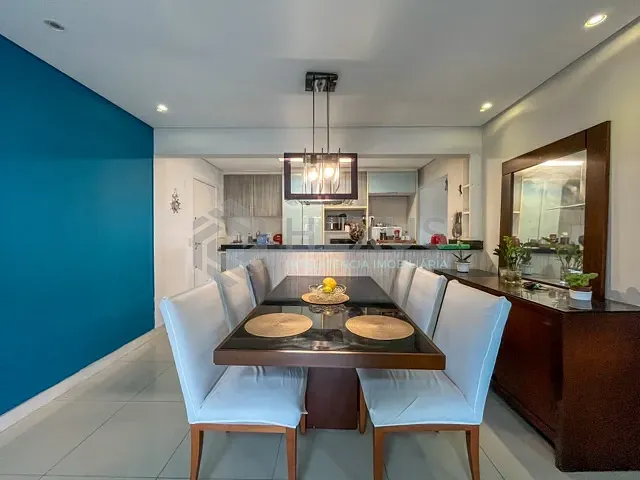 Apartamento 2 quartos e 3 banheiros, à venda, no bairro Jardim Las Palmas em Guarujá