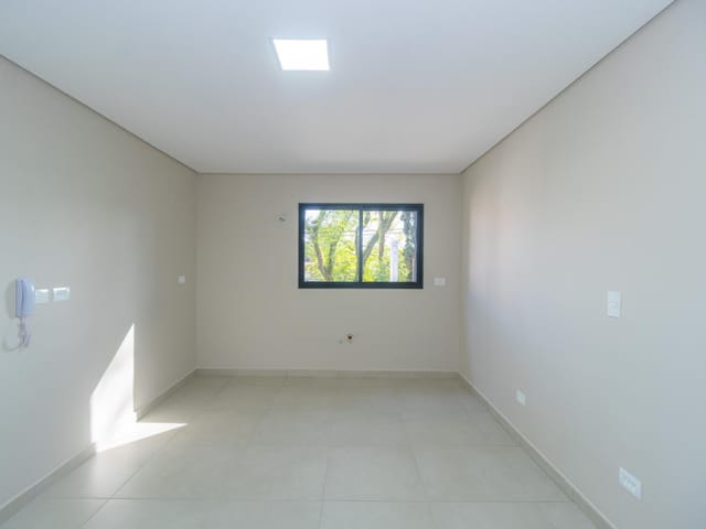 Apartamento 1 quarto e 1 banheiro, para alugar, no bairro Vila Izabel em Curitiba