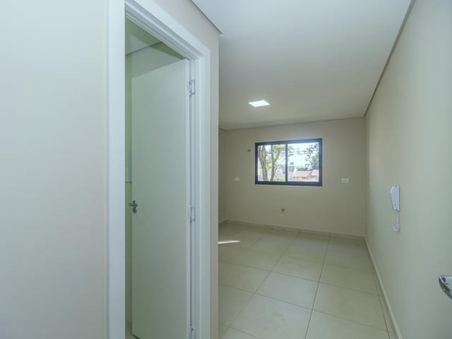 Apartamento 1 quarto e 1 banheiro, para alugar, no bairro Vila Izabel em Curitiba