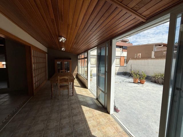 Apartamento 3 quartos e 2 banheiros, à venda, no bairro Moinhos de Vento em Porto Alegre