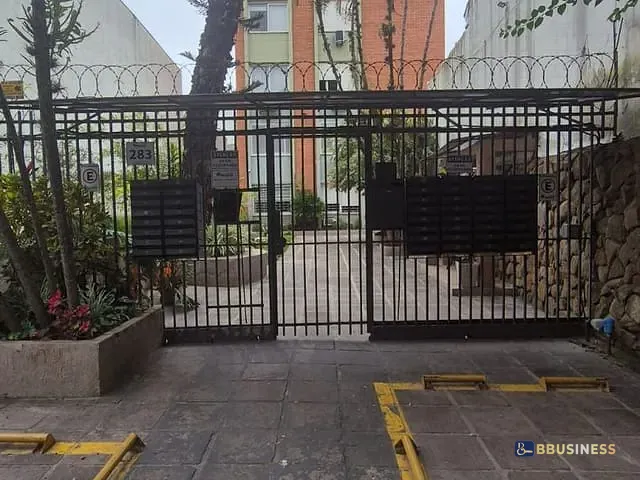 Apartamento 3 quartos e 2 banheiros, à venda, no bairro Moinhos de Vento em Porto Alegre