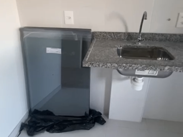 Apartamento 3 quartos e 2 banheiros, à venda, no bairro Jacarepaguá em Rio de Janeiro