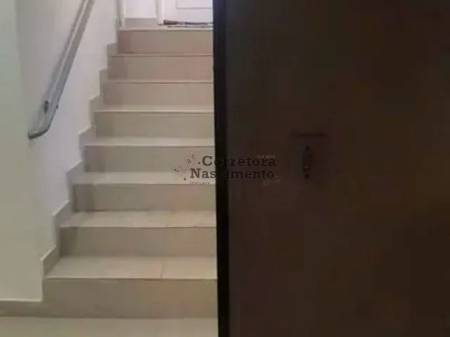 Apartamento 2 quartos e 1 banheiro, para alugar, no bairro Jardim Coleginho em Jacareí