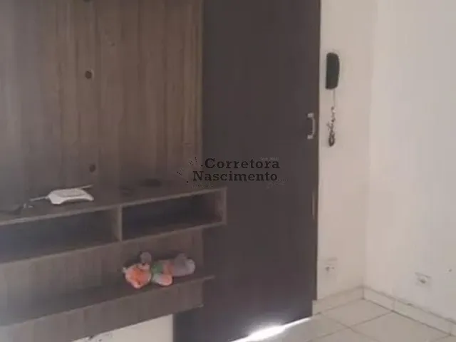 Apartamento 2 quartos e 1 banheiro, para alugar, no bairro Jardim Coleginho em Jacareí