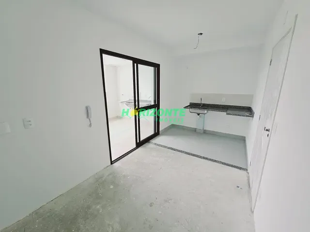 Apartamento com 52m² 2 quartos e 1 banheiro, à venda, no bairro Bairro da Floresta em São José dos Campos